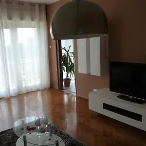 Noris Appartamento Pola